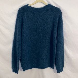Women’s acne studio sweater nwot medium